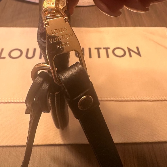 Authentic Louis Vuitton Navy Blue Empriente Mini Pouchette - Picture 3 of 9